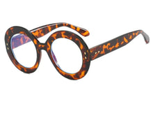 Cargar imagen en el visor de la galería, Leopard- Oversized redondos animal print- Lentes con o sin aumento
