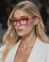 Cargar y reproducir el video en el visor de la galería, Miria Cat Eye - Degradado naranja/rojo/violeta Lentes con y sin aumento MM16
