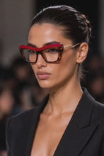 Cargar y reproducir el video en el visor de la galería, Miria Cat Eye - Degradado Rojo/carey Lentes con y sin aumento MM16-A
