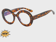 Cargar y reproducir el video en el visor de la galería, Leopard- Oversized redondos animal print- Lentes con o sin aumento
