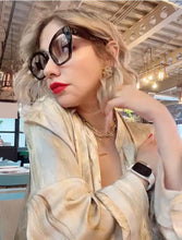 Cargar imagen en el visor de la galería, Oversize Cat Eye - Lentes con aumento Carey con melón O-7
