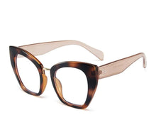 Cargar imagen en el visor de la galería, Oversize Cat Eye - Lentes con aumento Carey con melón O-7

